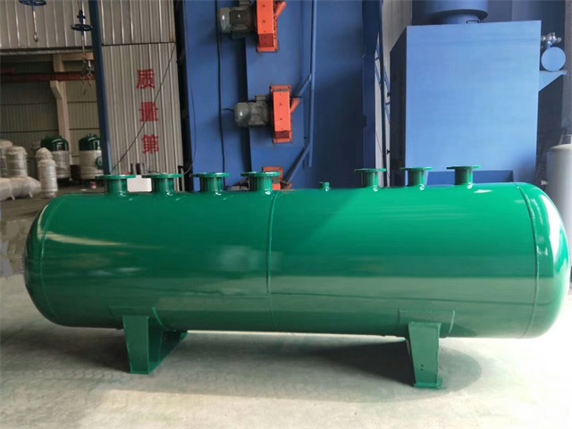 阿合奇阿合奇阿合奇蒸汽分气缸